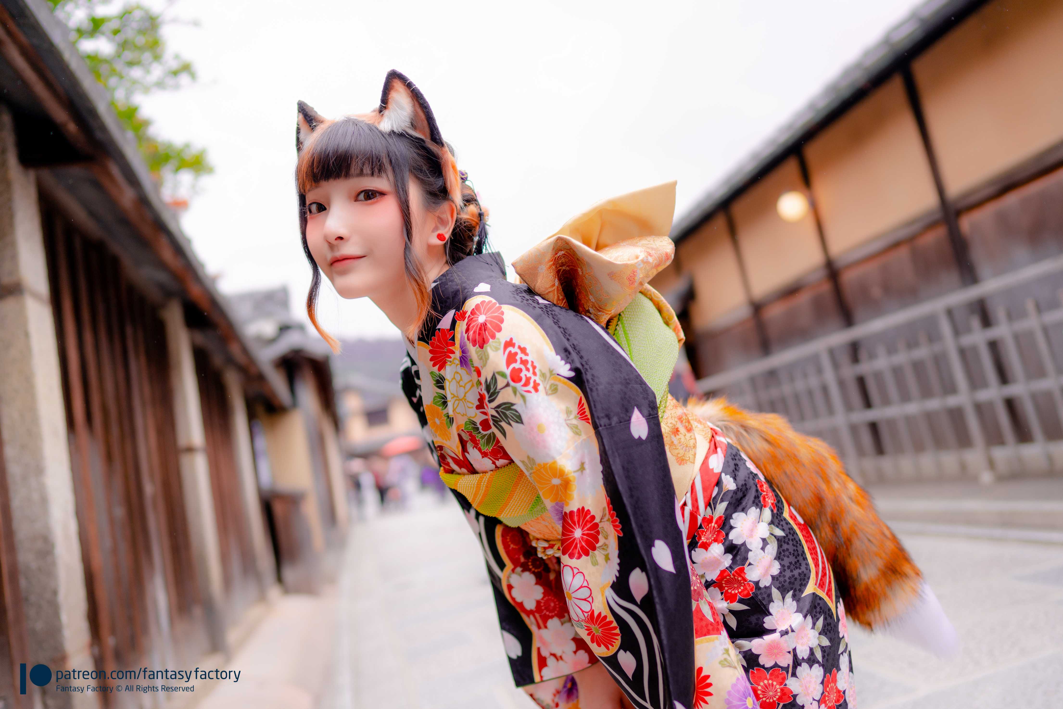 Косплей на лису в кимоно